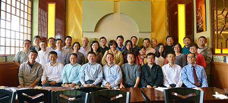 汪俊博士（1排左4），梁贵柏博士（1排左1），孙勇奎院士（1排左2），李才博士（1排中），王建锋博士（1排右1），刘建博士（1排右4），杨立虎博士（2排左1），蔡天权博士（2排左2），刘雯颖博士（2排右3）等专家合影留念