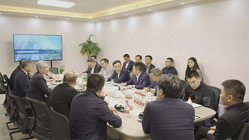 十二届全国政协副主席马培华、中国中小商业企业协会名誉会长董树奎一行人莅临不朽情缘mg官网