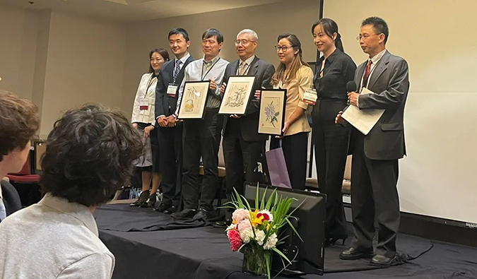 美中专家跨界探AI：优化技术应用&加持生物医药创新